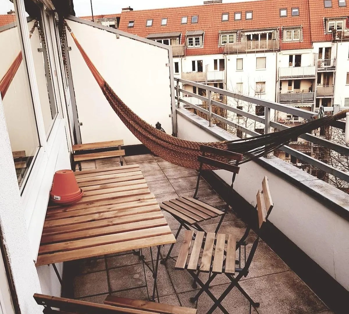 Charming Maisonette With Sun Terrace Dusseldorf